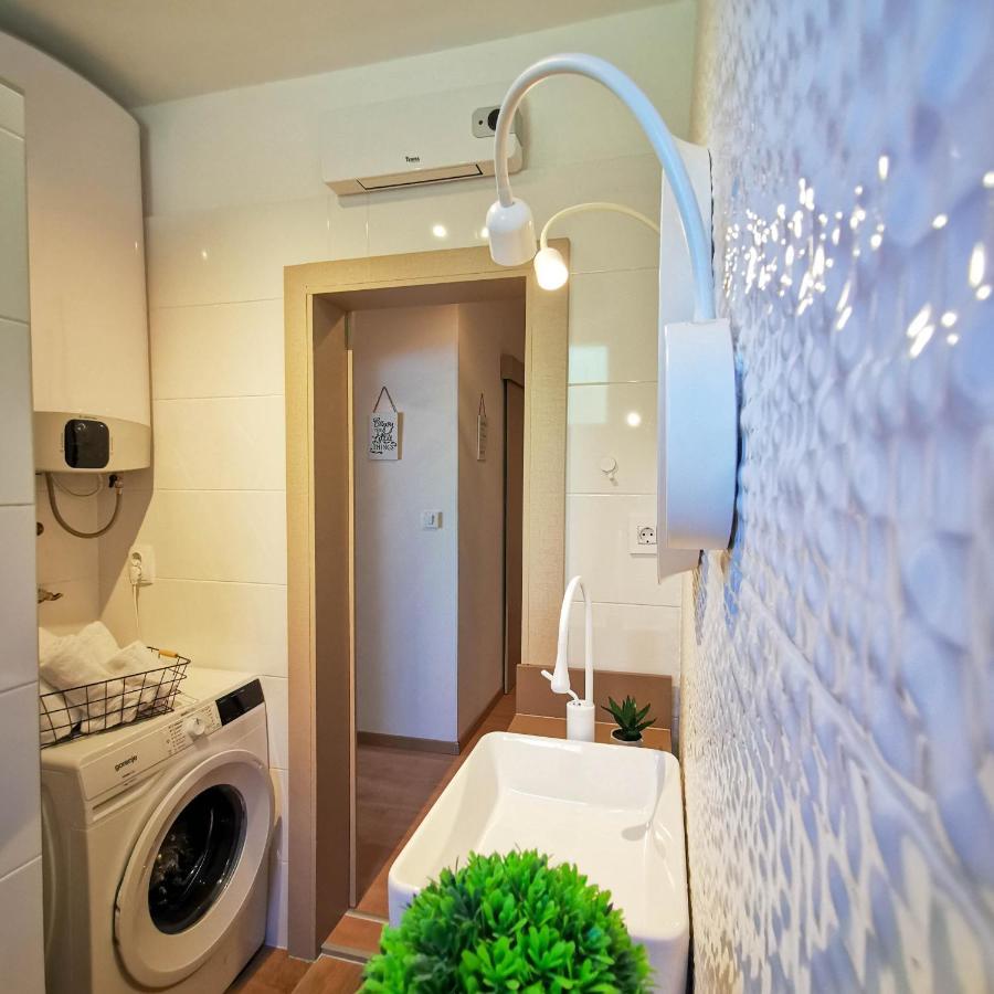 Apartment Ližnjan 外观 照片